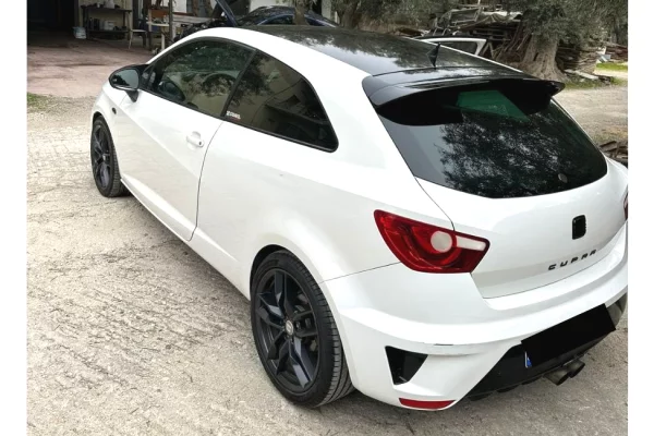 Makina ne shitje ne Tirane - 13,500 Euro