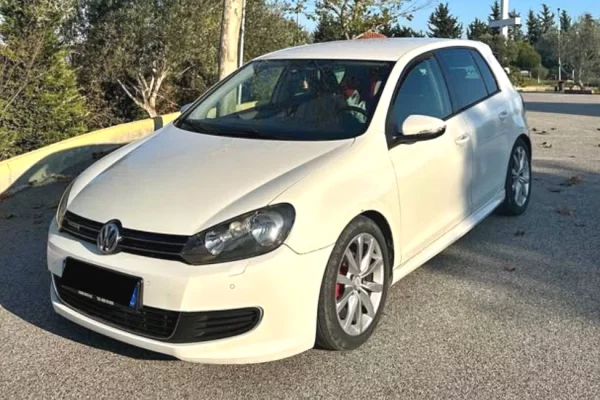 Makina ne shitje ne Tirane - 5,300 Euro