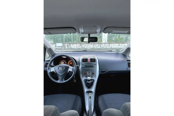 Makina ne shitje ne Tirane - 4,600 Euro