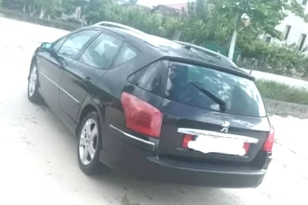 Cars for sale in Berat - 2,500 Euro