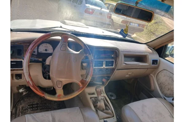 Cars for sale in Tirana - 3,700 Euro