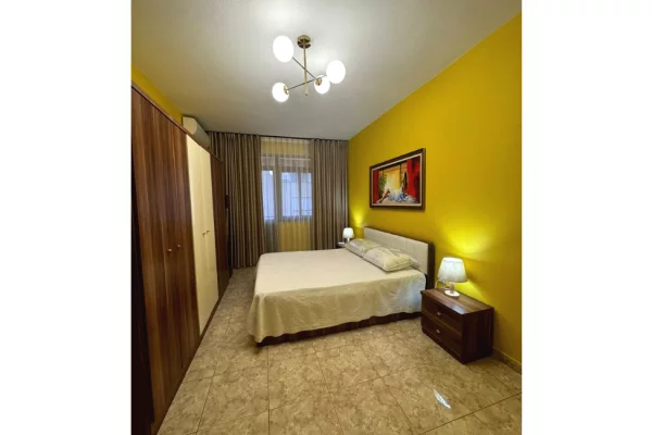 Shtepi me qera 1+1 ne Tirane - 45,000 Leke