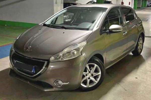 Cars for sale in Tirana - 5,200 Euro