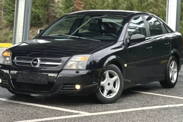 Cars for sale in Tirana - 1,800 Euro