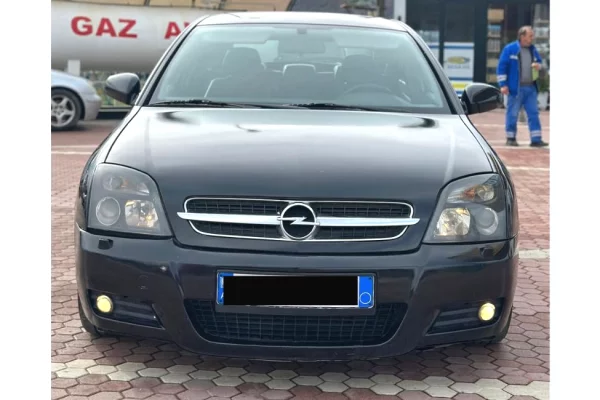Cars for sale in Tirana - 1,700 Euro
