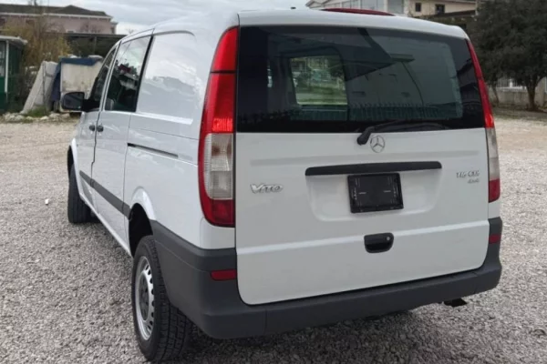 Cars for sale in Tirana - 8,000 Euro