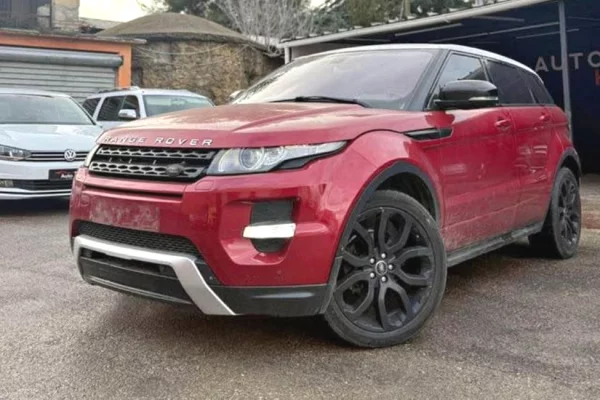 Makina ne shitje ne Tirane - 9,600 Euro