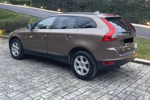 Cars for sale in Tirana - 8,500 Euro