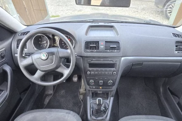 Cars for sale in Tirana - 5,300 Euro