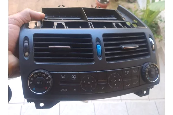  SHITET Pjesë Automjeti – Mercedes Benz W211 CDI 220 Avantgarde