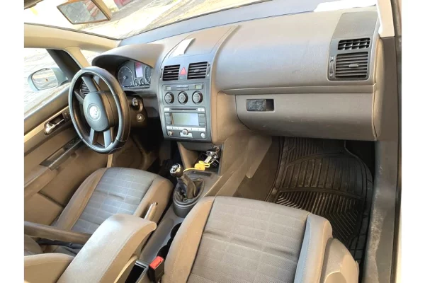 Cars for sale in Tirana - 2,900 Euro