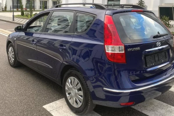 Cars for sale in Tirana - 4,300 Euro