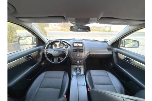 Cars for sale in Tirana - 5,600 Euro