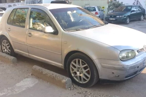 Cars for sale in Tirana - 1,400 Euro