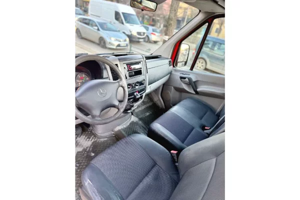 Makina ne shitje ne Tirane - 9,500 Euro