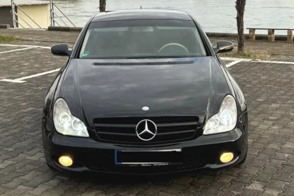 Makina ne shitje ne Tirane - 8,200 Euro