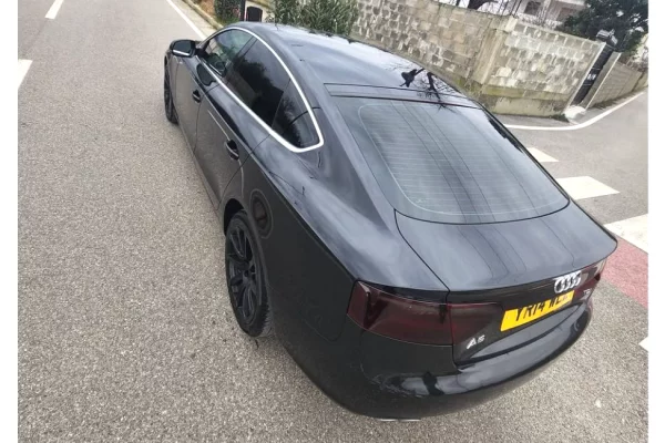 Makina ne shitje ne Tirane - 4,500 Euro