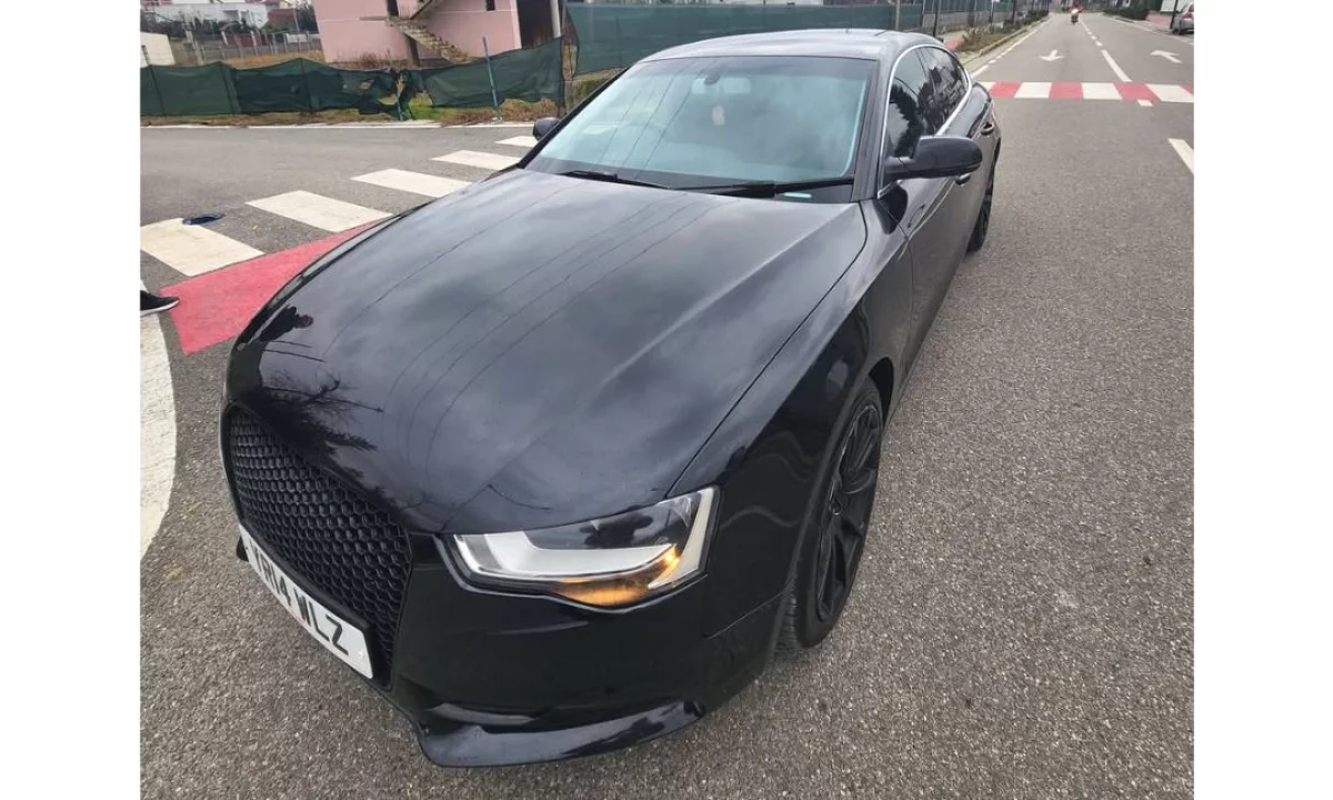 Makina ne shitje ne Tirane, Audi, 2014 Diesel,Kambio Automatik Pagesa 4,500  Euro.