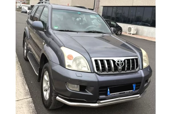 Makina ne shitje ne Tirane - 16,700 Euro