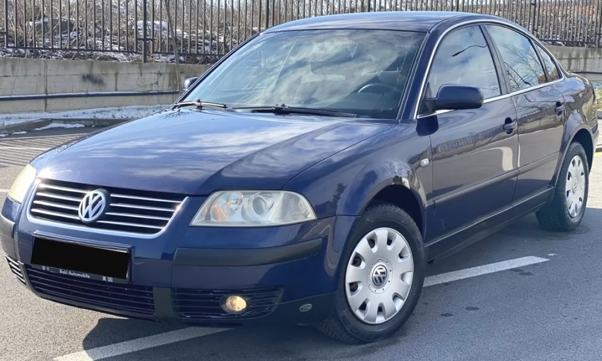 Makina ne shitje ne Mitrovice, Volkswagen, 2004 Diesel,Kambio Manual Pagesa 3,900  Euro.