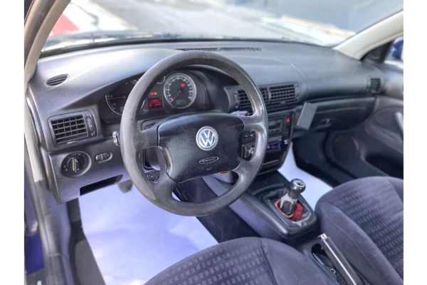 Makina ne shitje ne Mitrovice - 3,900 Euro