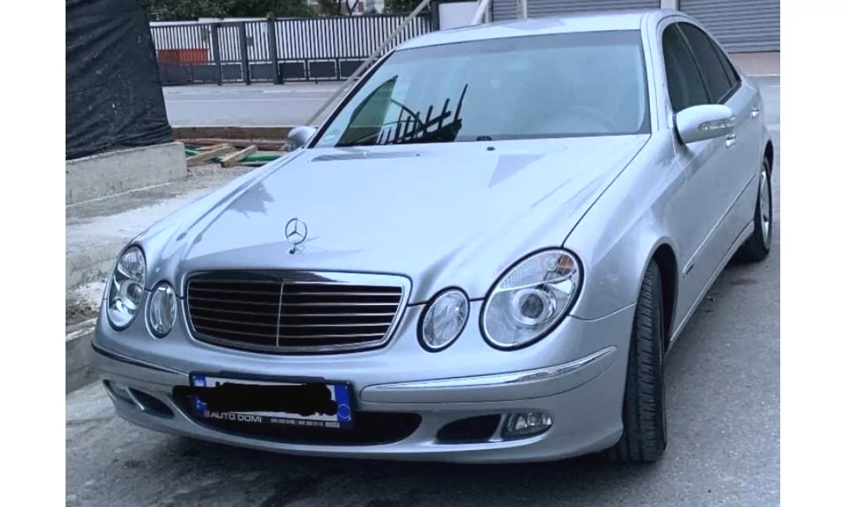 Cars for sale in Kavaja, Mercedes-Benz, 2006 Diesel,Kambio Manual Payment 4,000  Euro.