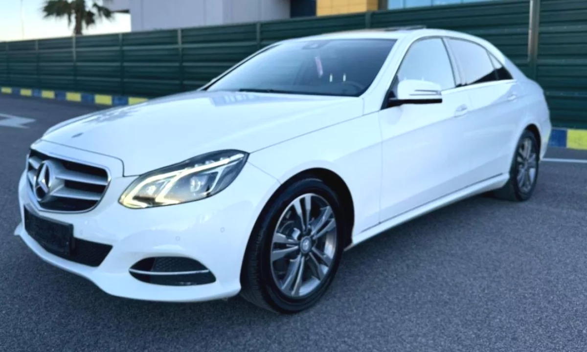 Makina ne shitje ne Tirane, Mercedes-Benz, 2014 Diesel,Kambio Automatik Pagesa 11,800  Euro.