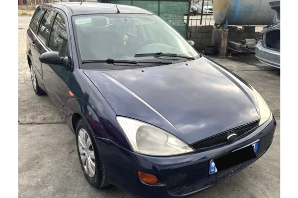 Makina ne shitje ne Tirane - 1,300 Euro