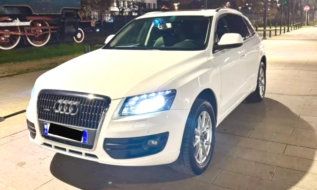 Makina ne shitje ne Tirane, Audi, 2012 Diesel,Kambio Automatik Pagesa 13,500  Euro.