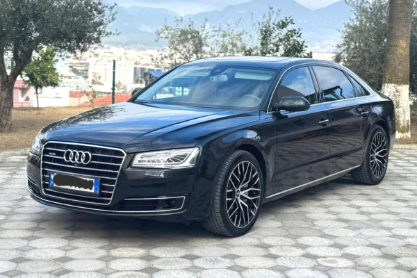 Makina ne shitje ne Tirane - 15,500 Euro