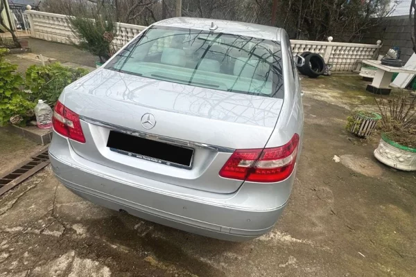 Makina ne shitje ne Tirane - 6,200 Euro