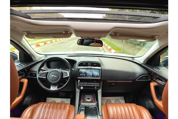 Makina ne shitje ne Tirane - 14,500 Euro