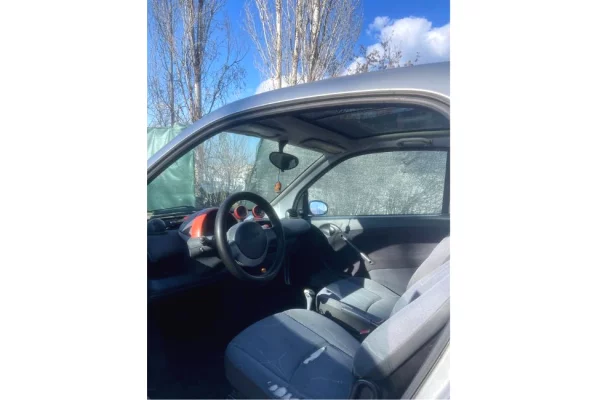 Makina ne shitje ne Tirane - 1,650 Euro