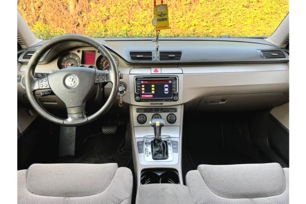 Makina ne shitje ne Tirane - 3,200 Euro