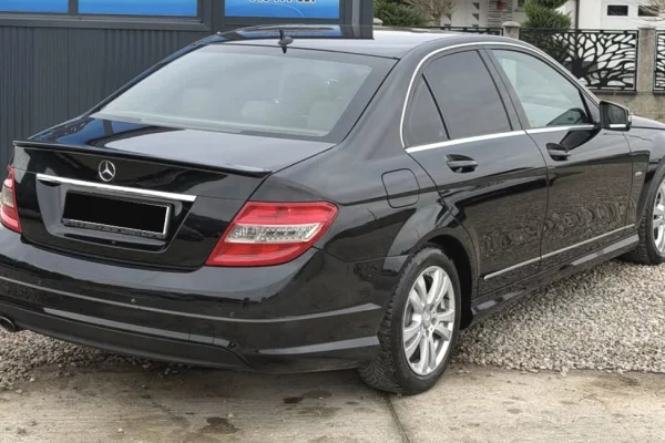 Cars for sale in Pristina - 10,700 Euro