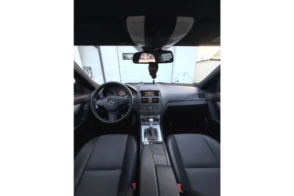 Cars for sale in Pristina - 10,700 Euro