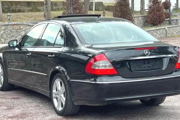 Cars for sale in Pogradec, Mercedes-Benz, 2007 Diesel,Kambio Automatik Payment 6,500  Euro.
