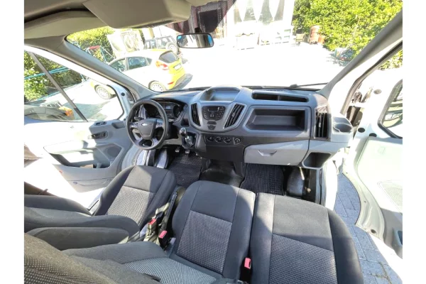 Makina ne shitje ne Tirane - 14,000 Euro