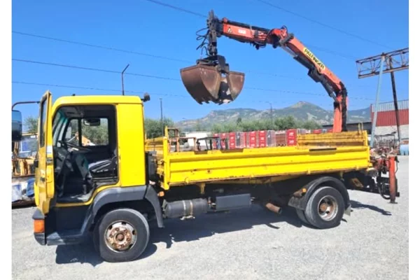 Makina ne shitje ne Tirane - 17,000 Euro