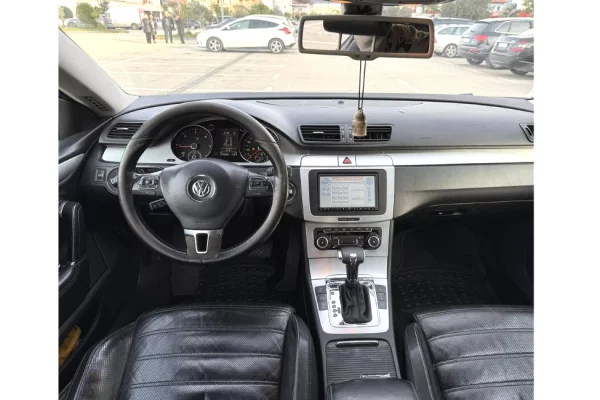 Makina ne shitje ne Tirane - 5,300 Euro