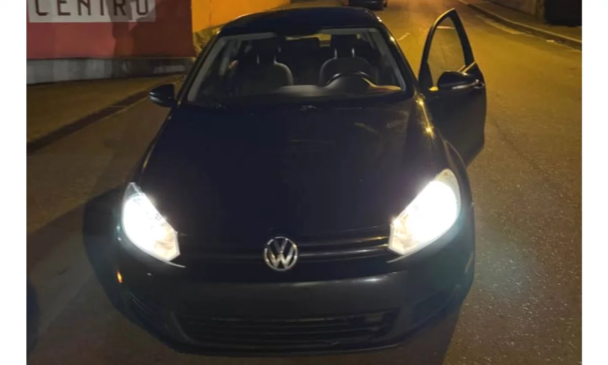 Makina ne shitje ne Tirane, Volkswagen, 2012 gasoline-gas,Kambio Automatik Pagesa 5,200  Euro.