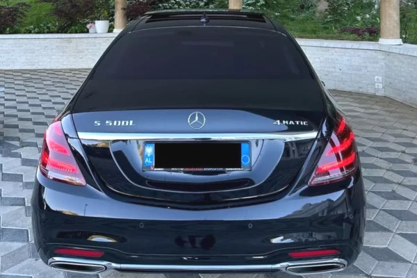 Makina ne shitje ne Tirane - 20,000 Euro