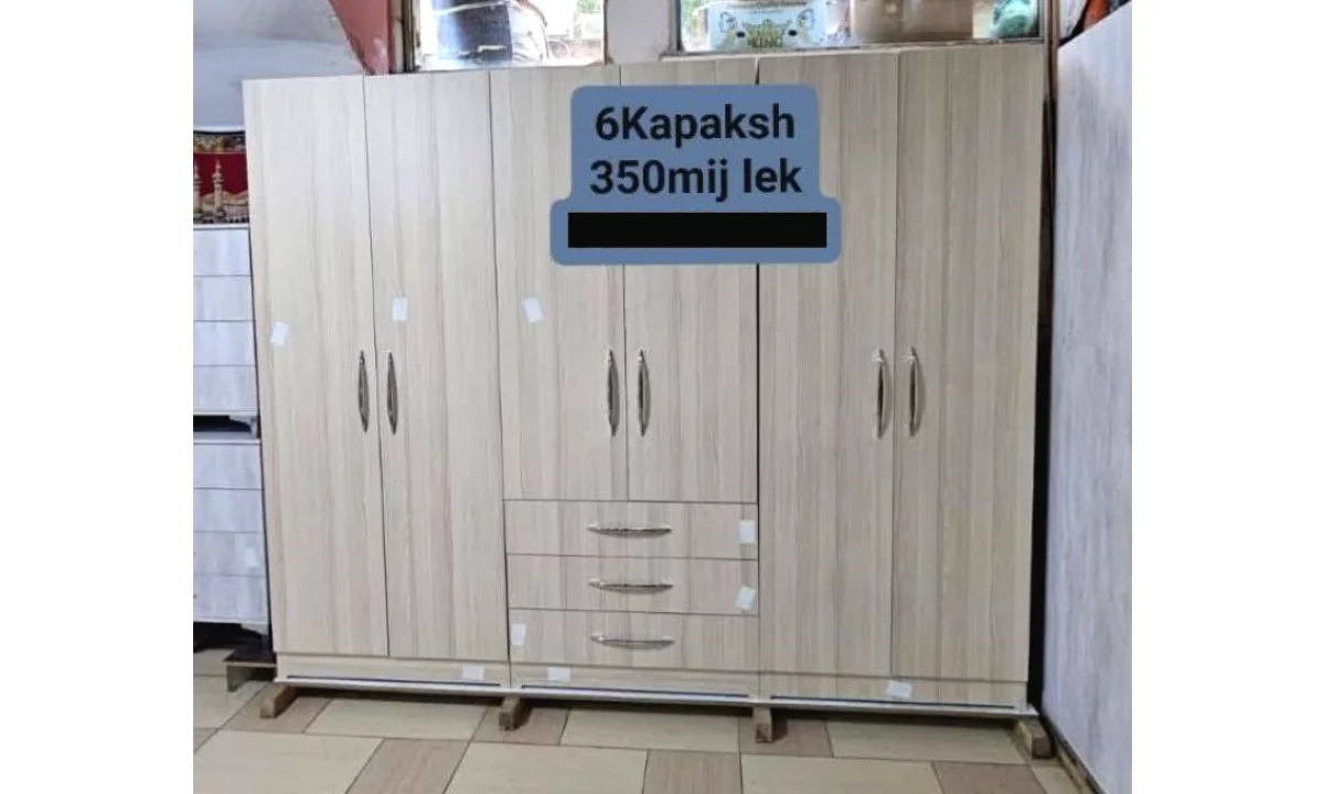 SHITET – Garderobe 6 Kapaksh 🪑