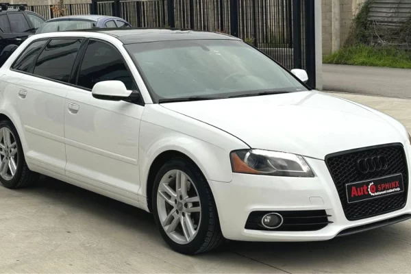 Makina ne shitje ne Tirane - 6,800 Euro