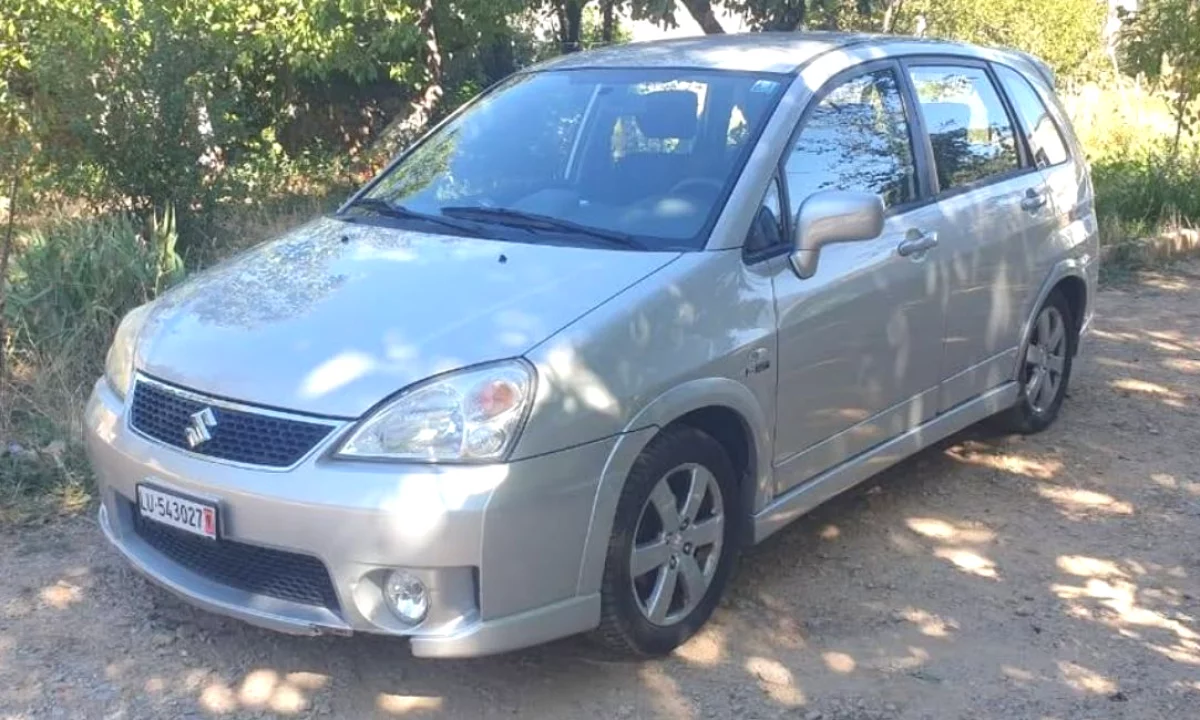Makina ne shitje ne Tirane, Suzuki, 2007 Benzine,Kambio Manual Pagesa 2,800  Euro.