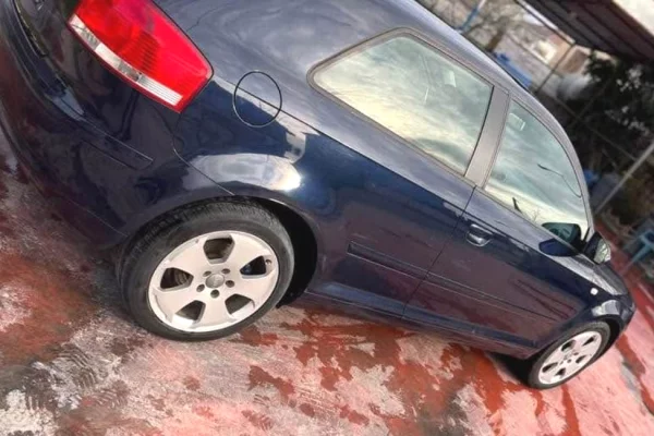 Cars for sale in Tirana - 2,300 Euro