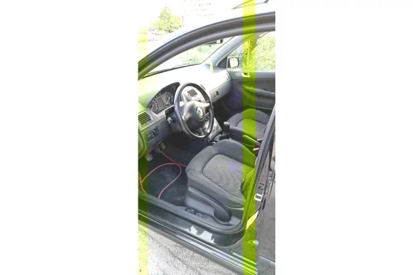 Makina ne shitje ne Tirane - 3,500 Euro