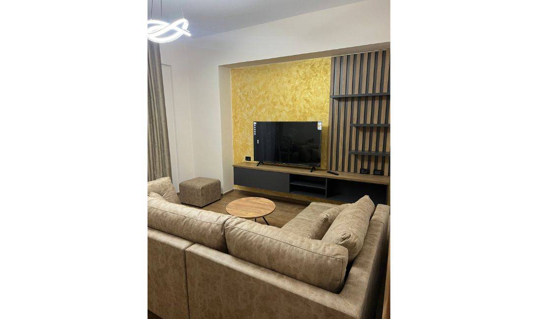 Shtepi me qera Apartament ne Tirane, 2+1, Mobilimi E mobiluar, Pagesa 65,000  Leke.