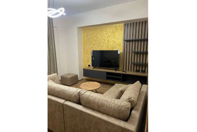 Shtepi me qera 2+1 ne Tirane - 65,000 Leke