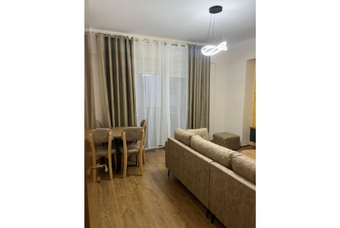 Shtepi me qera 2+1 ne Tirane - 65,000 Leke